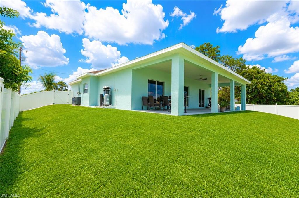 LEHIGH ACRES - Residential