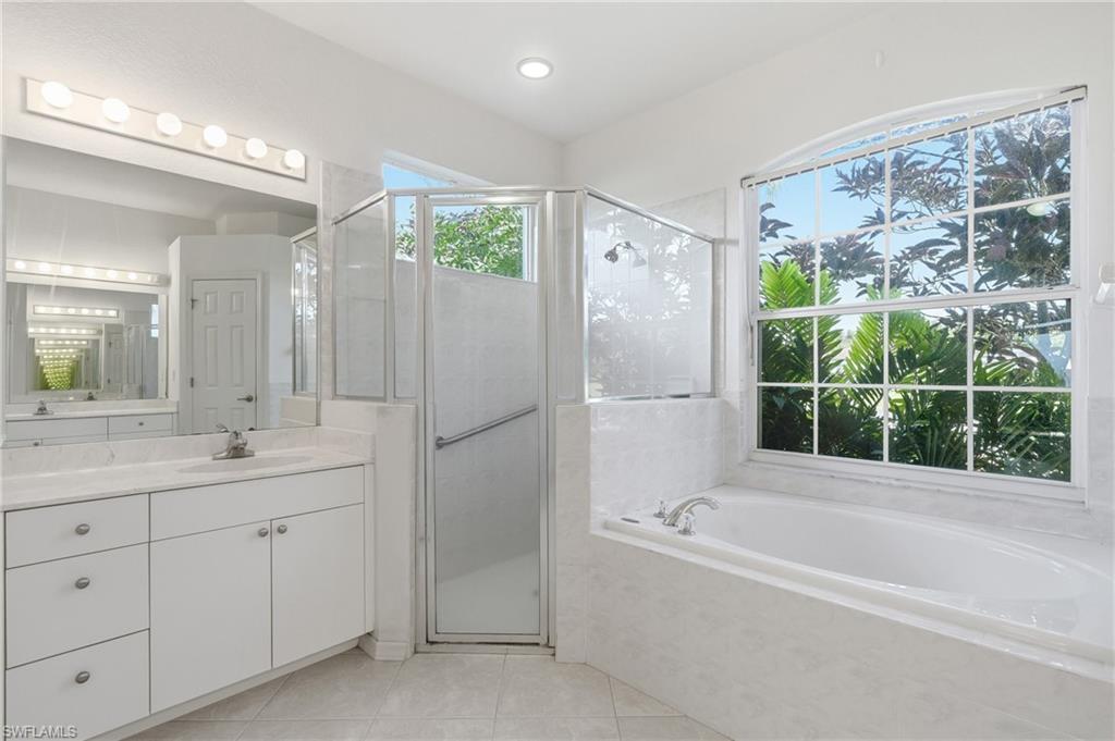 ROYAL PALM GOLF ESTATES - Residential