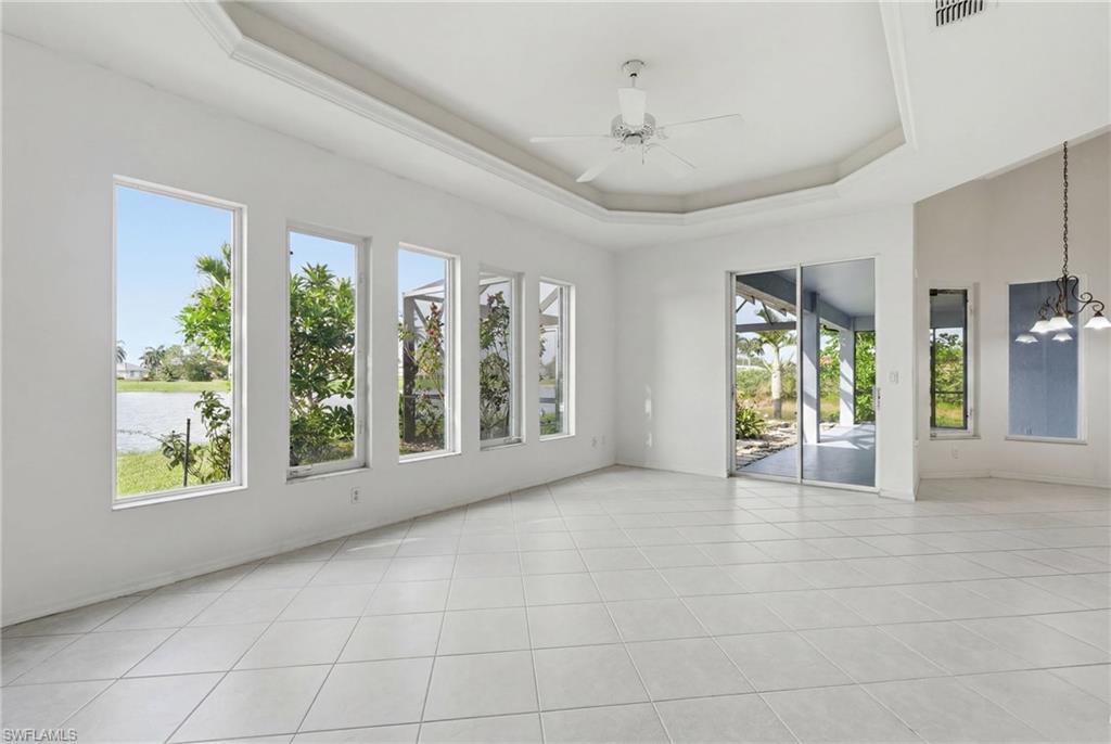 ROYAL PALM GOLF ESTATES - Residential