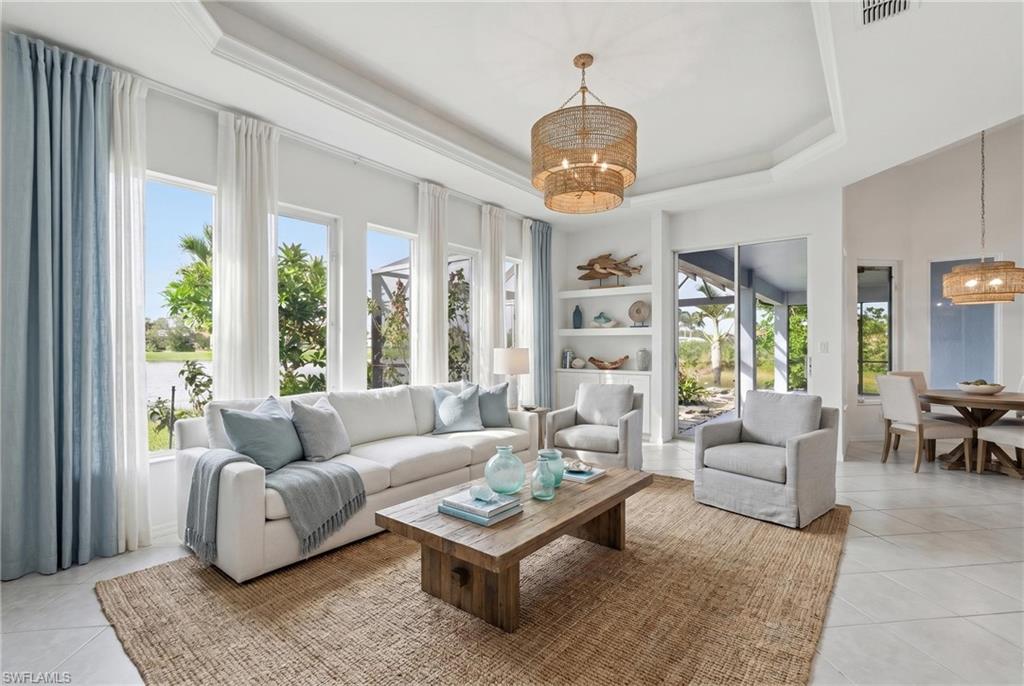 ROYAL PALM GOLF ESTATES - Residential