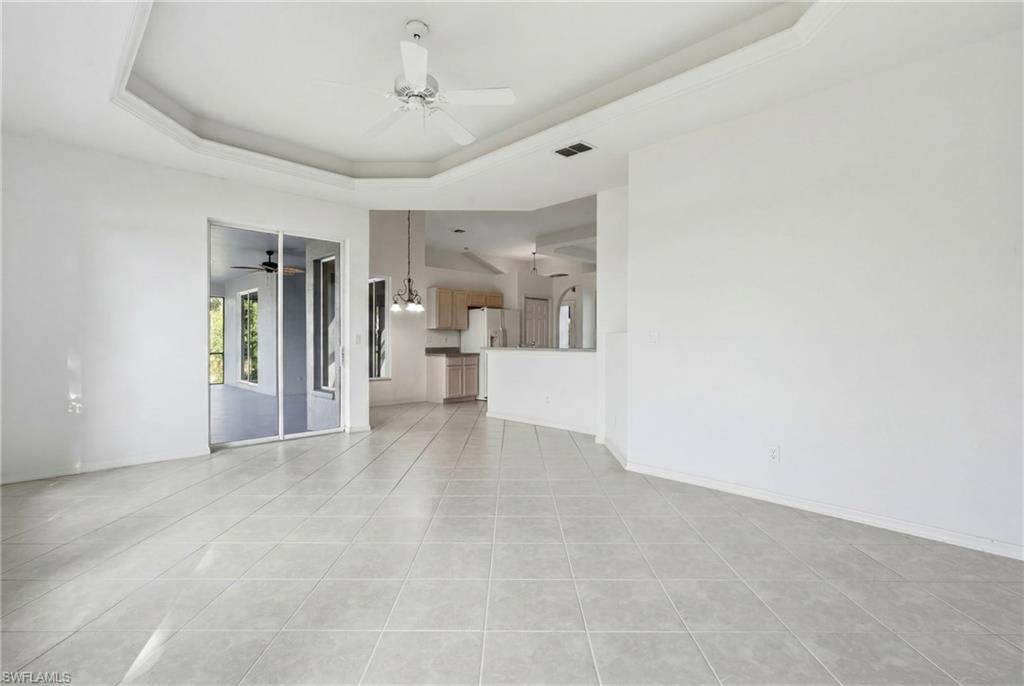 ROYAL PALM GOLF ESTATES - Residential