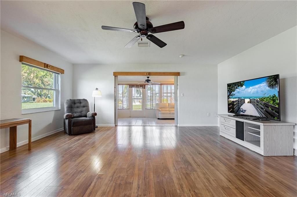 WHISKEY CREEK VILLAGE GREEN - Residential