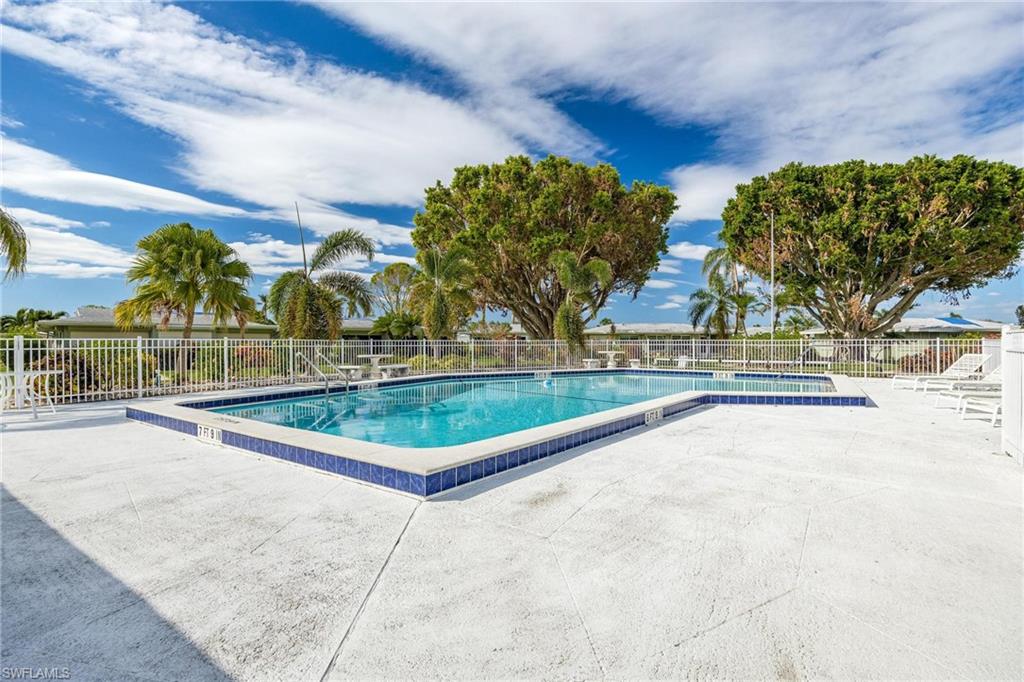 WHISKEY CREEK VILLAGE GREEN - Residential
