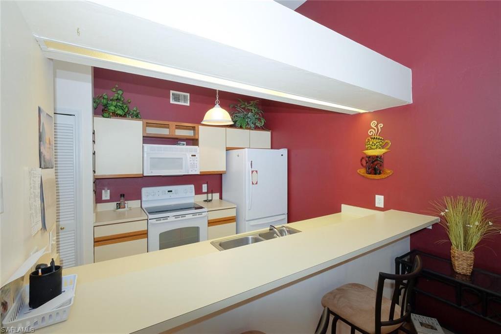 VILLAS VILLAGE - Residential