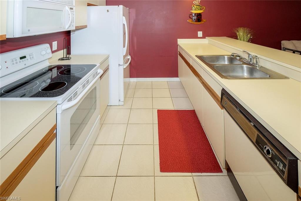 VILLAS VILLAGE - Residential