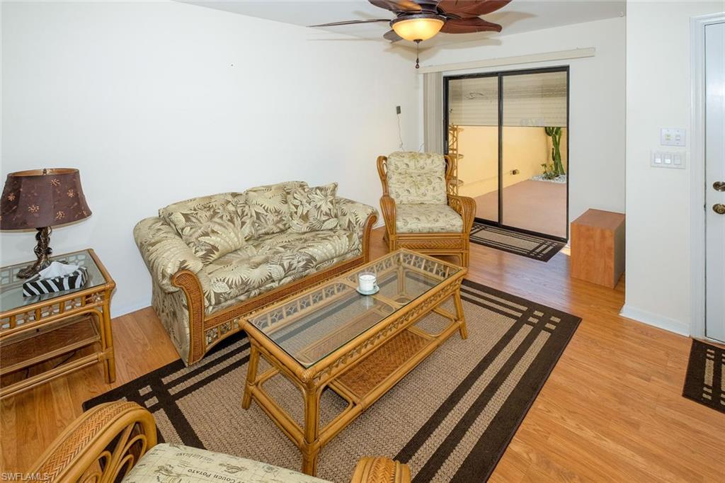 VILLAS VILLAGE - Residential