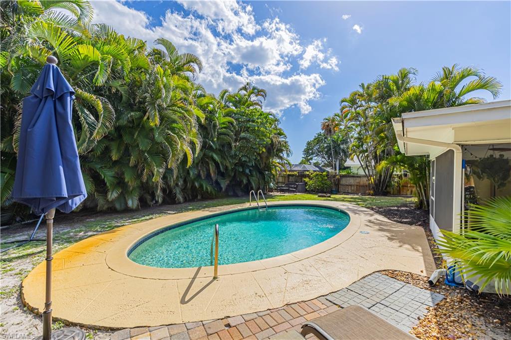 ST ANDREWS AT LELY GOLF ESTATES - Residential Lease