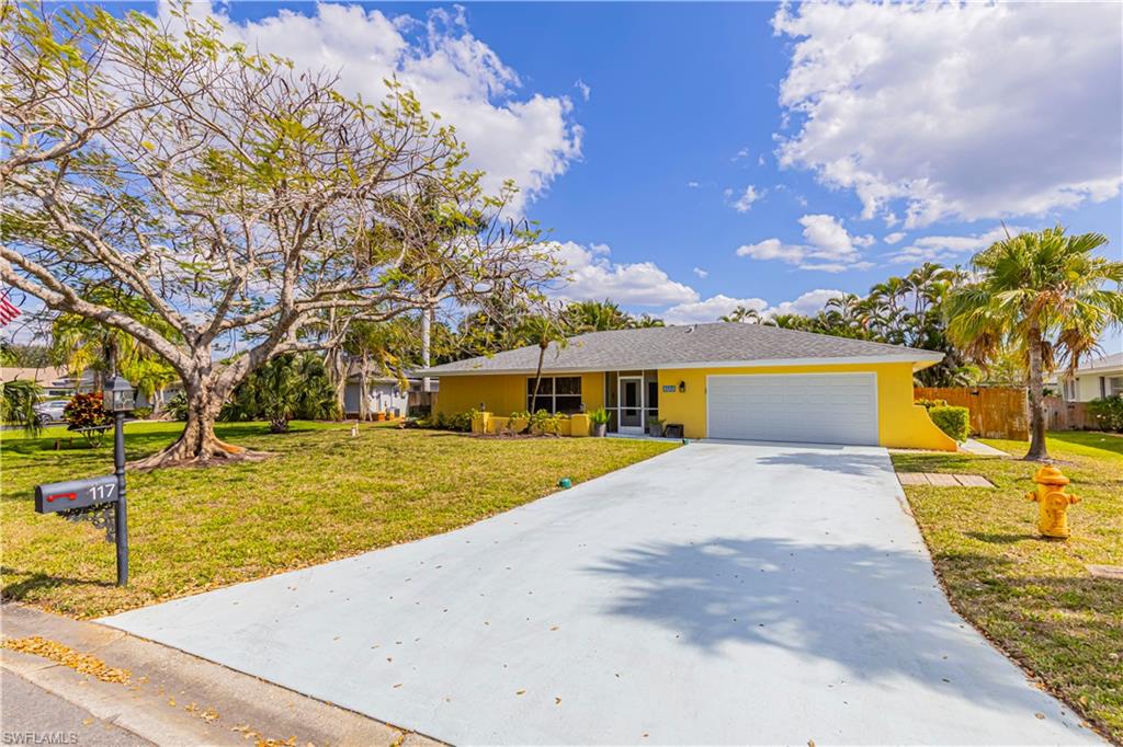 ST ANDREWS AT LELY GOLF ESTATES - Residential Lease