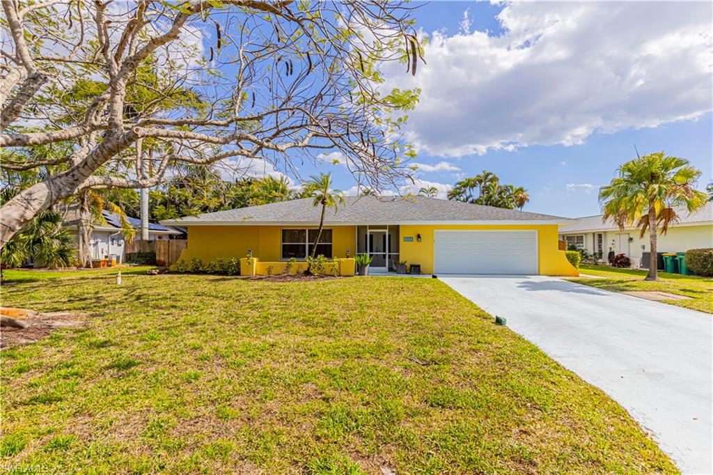 ST ANDREWS AT LELY GOLF ESTATES - Residential Lease