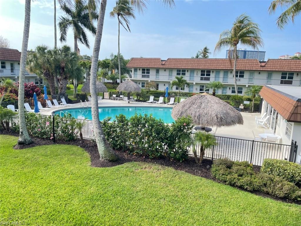 SEABREEZE APTS - Residential
