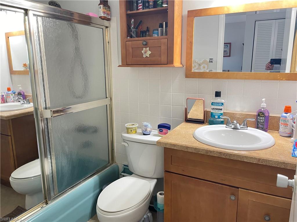SEABREEZE APTS - Residential