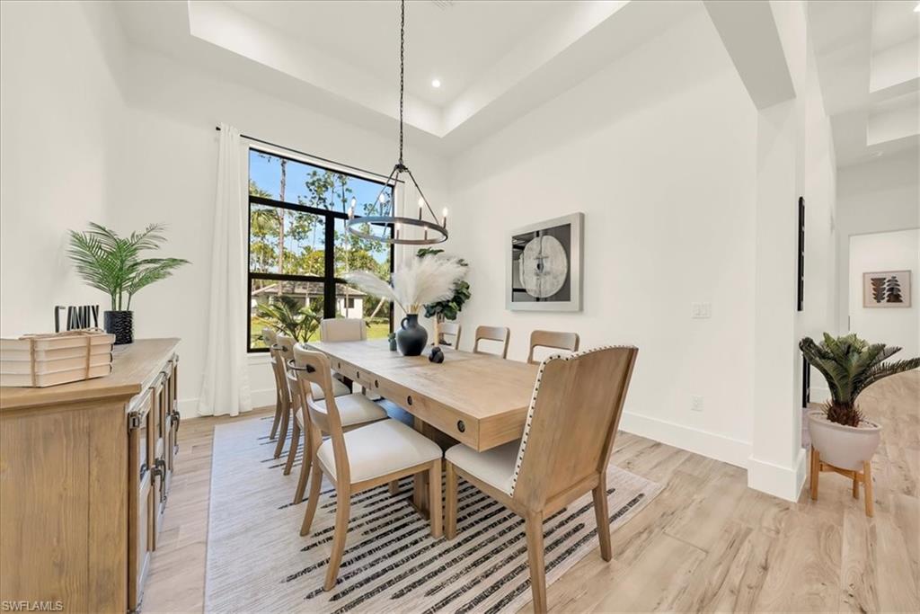 COLLIER WOODS - Residential