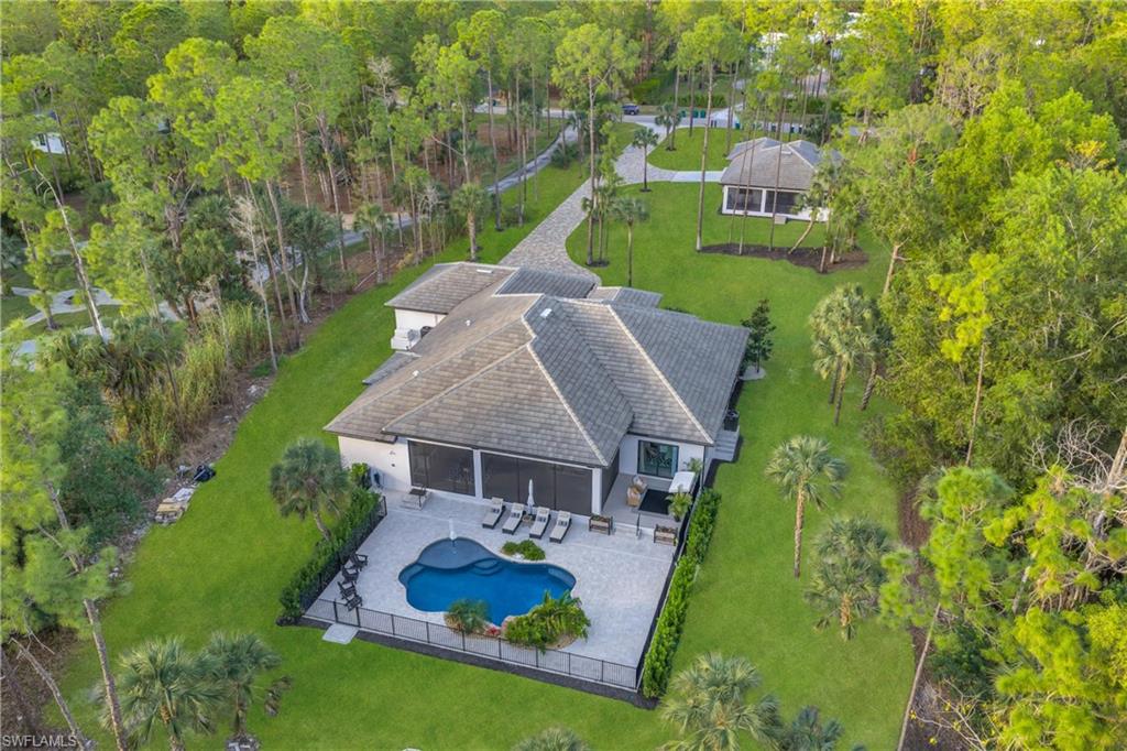 COLLIER WOODS - Residential