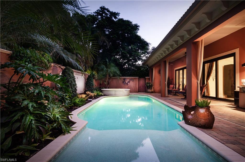 RIDGE LAKE - Residential