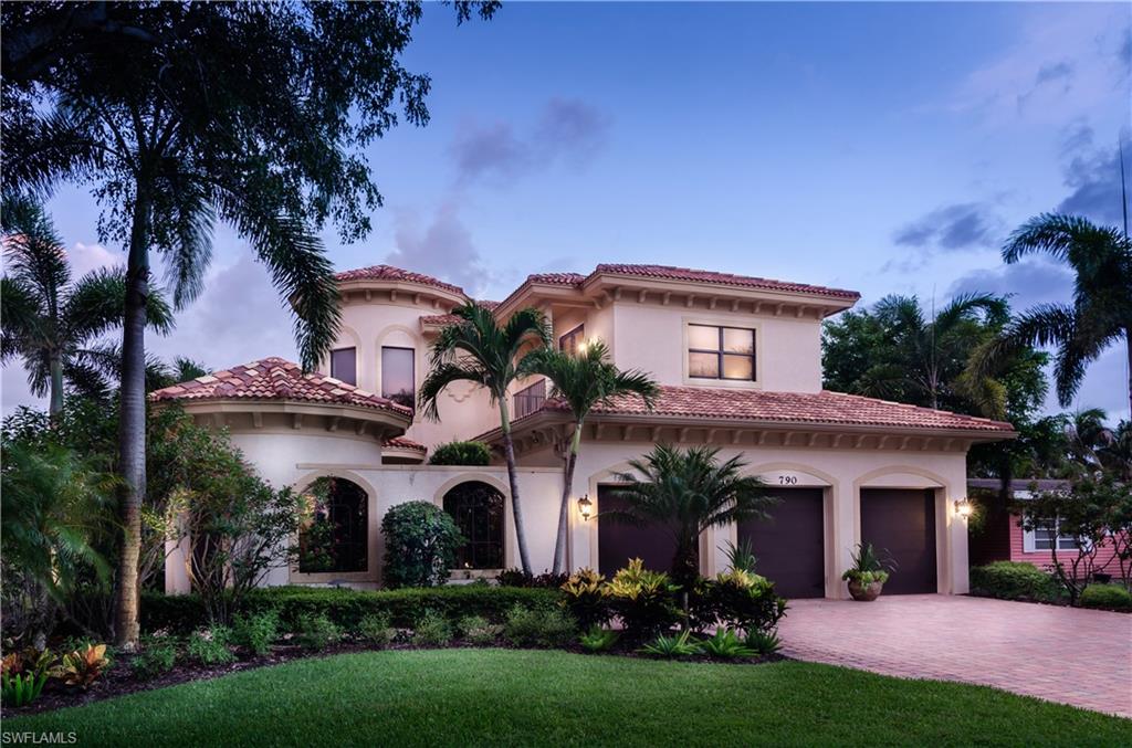 RIDGE LAKE - Residential