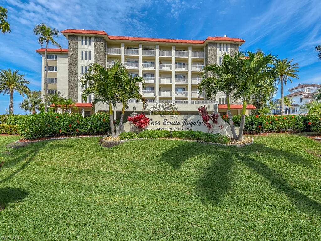 CASA BONITA ROYALE - Residential