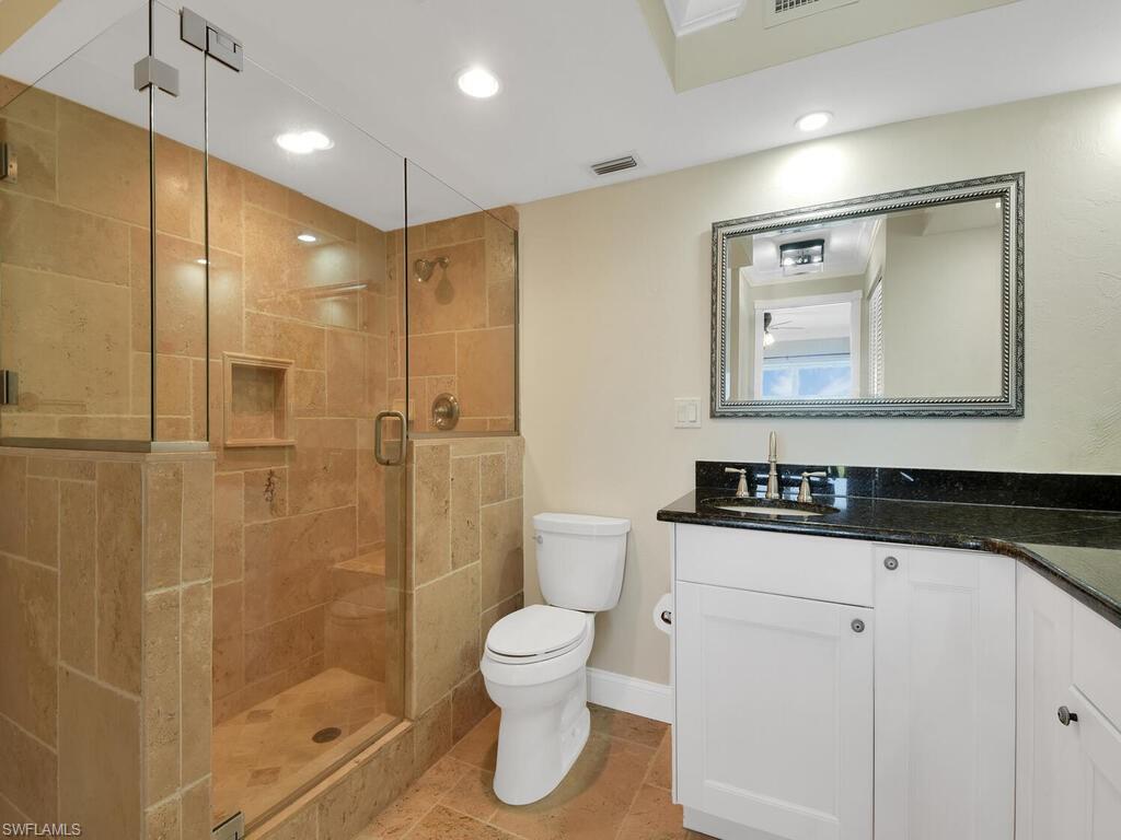 CASA BONITA ROYALE - Residential