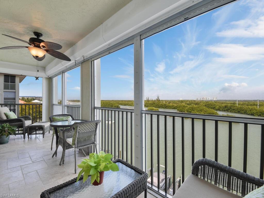 CASA BONITA ROYALE - Residential