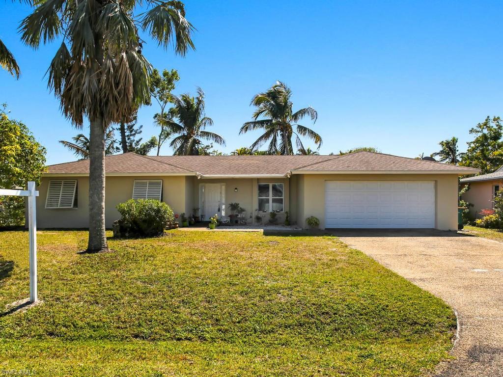 LELY TROPICAL ESTATES - Residential
