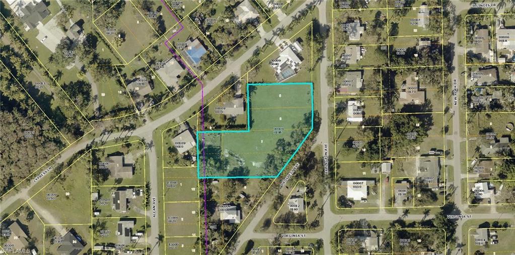 4 lot site that's 1.13 acres in established part of Fort Myers.  Property is fully fenced, and has 30 truck loads of compactable dirt.  Great opportunity for development or large personal estate  close to the river. City water and sewer is available at the property. Conveniently located close to Down Town Fort Myers and easy access to I-75
