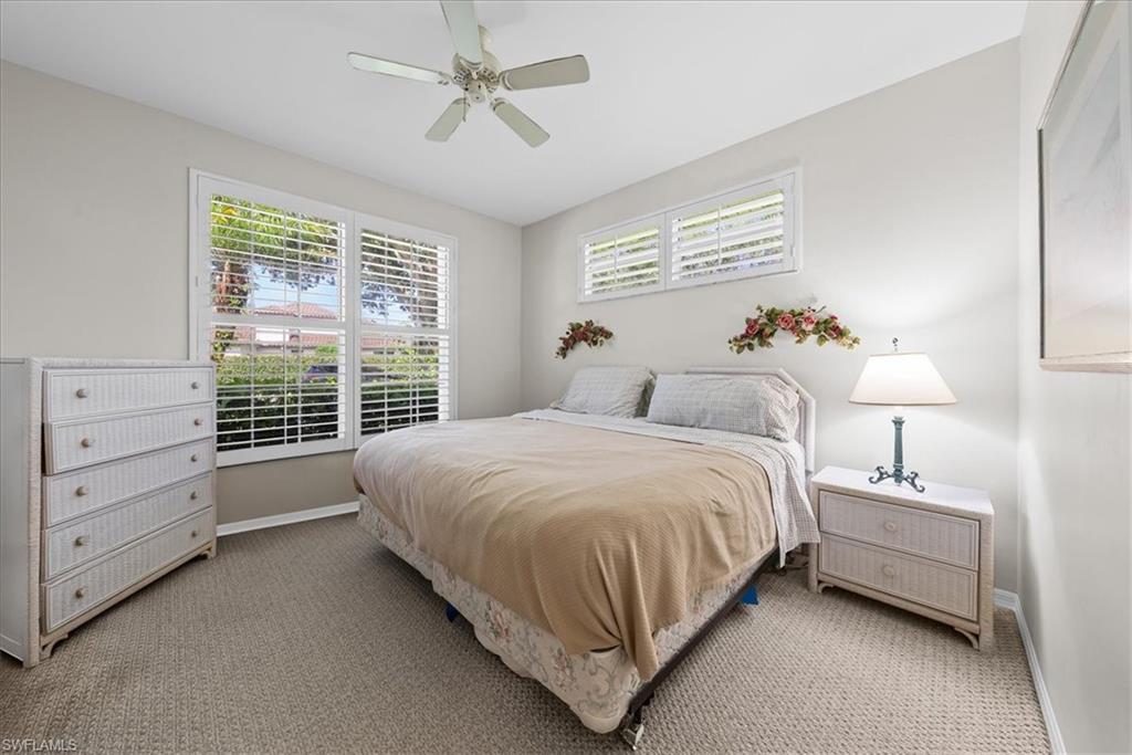 LONGSHORE LAKE - Residential