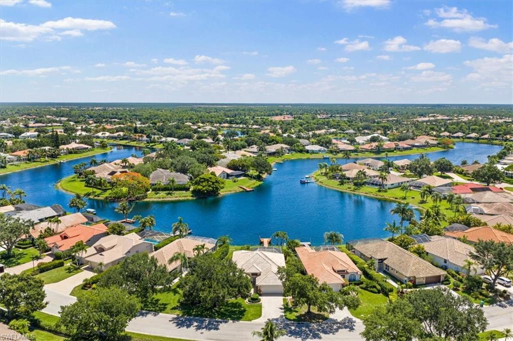 LONGSHORE LAKE - Residential