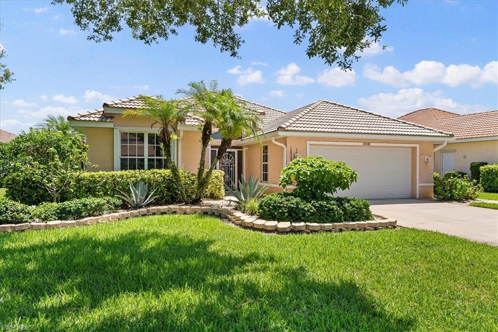 LONGSHORE LAKE - Residential