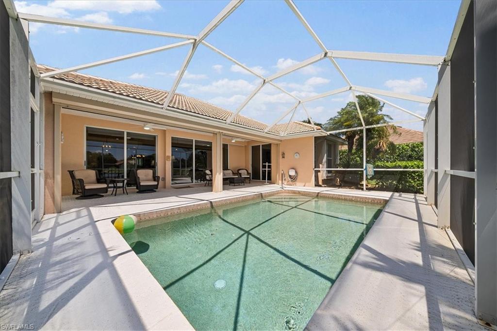 LONGSHORE LAKE - Residential