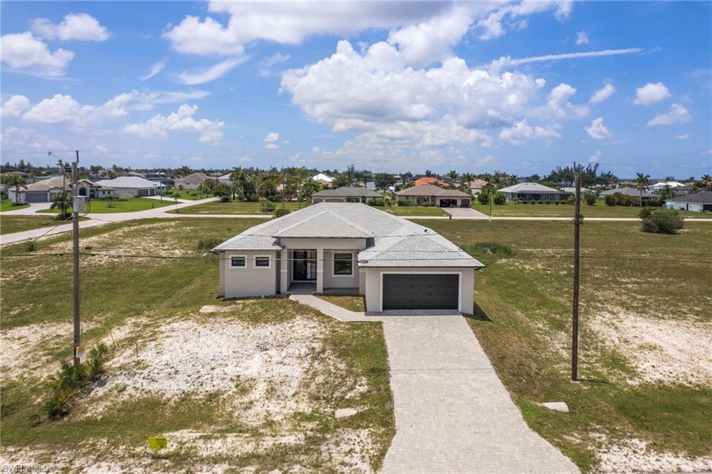 CAPE CORAL - Residential