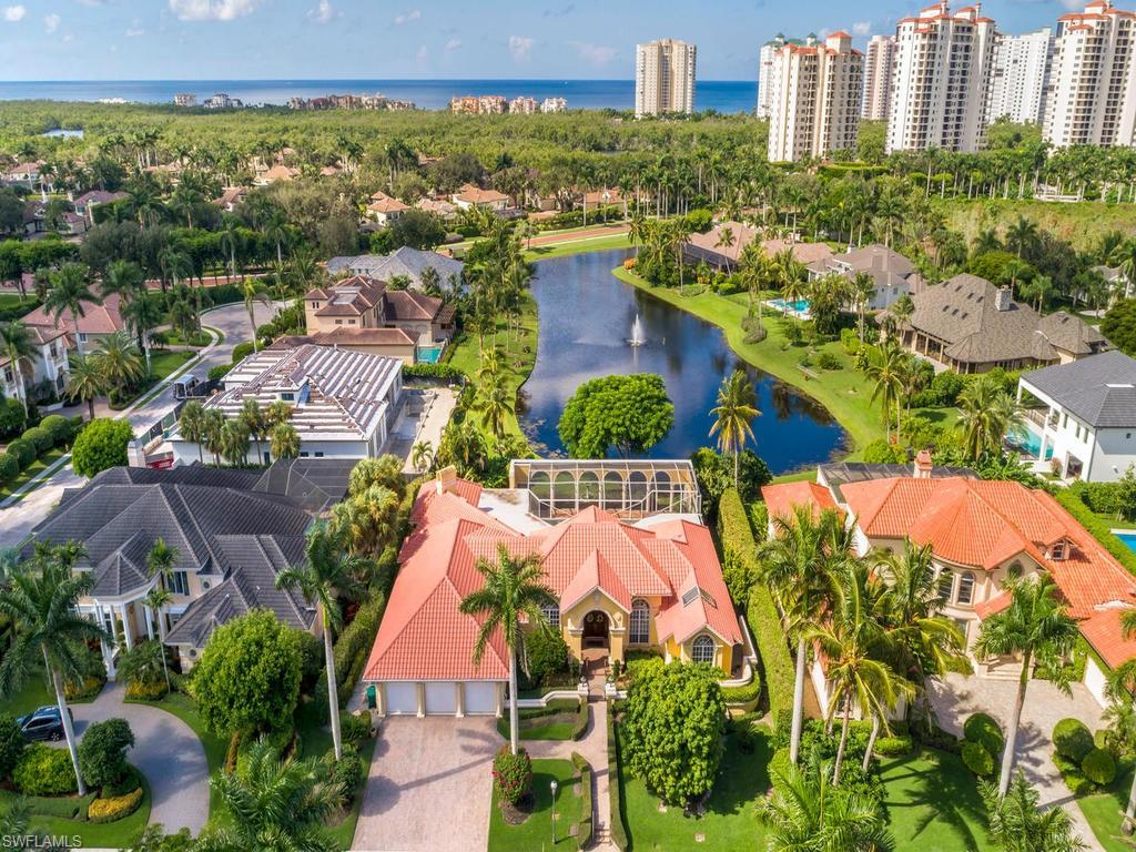 BAY COLONY SHORES - Residential