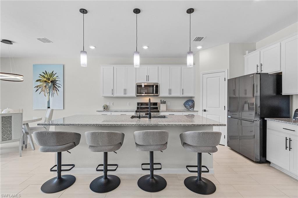 VENTANA POINTE - Residential