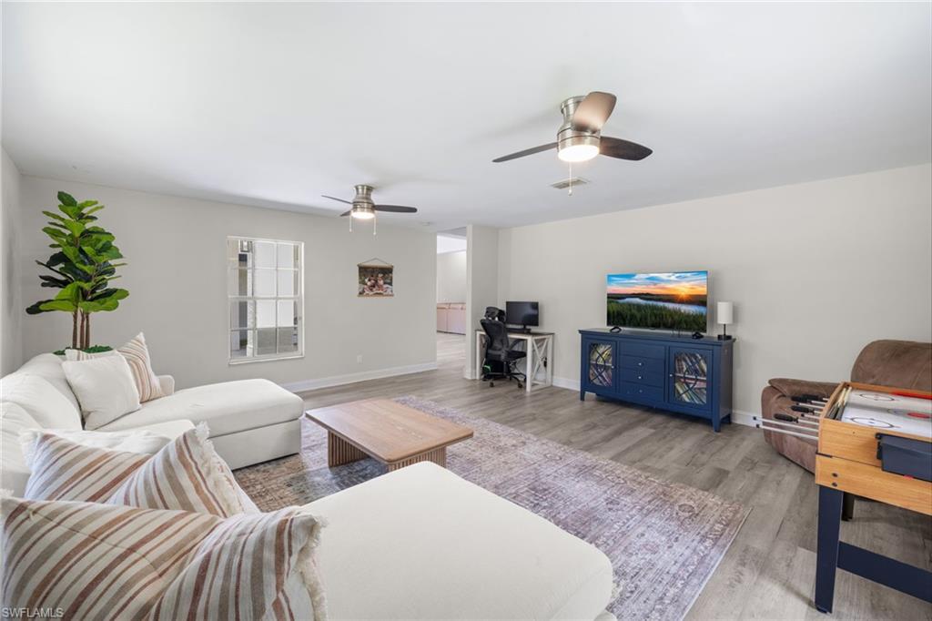 GOLDEN GATE ESTATES - Residential