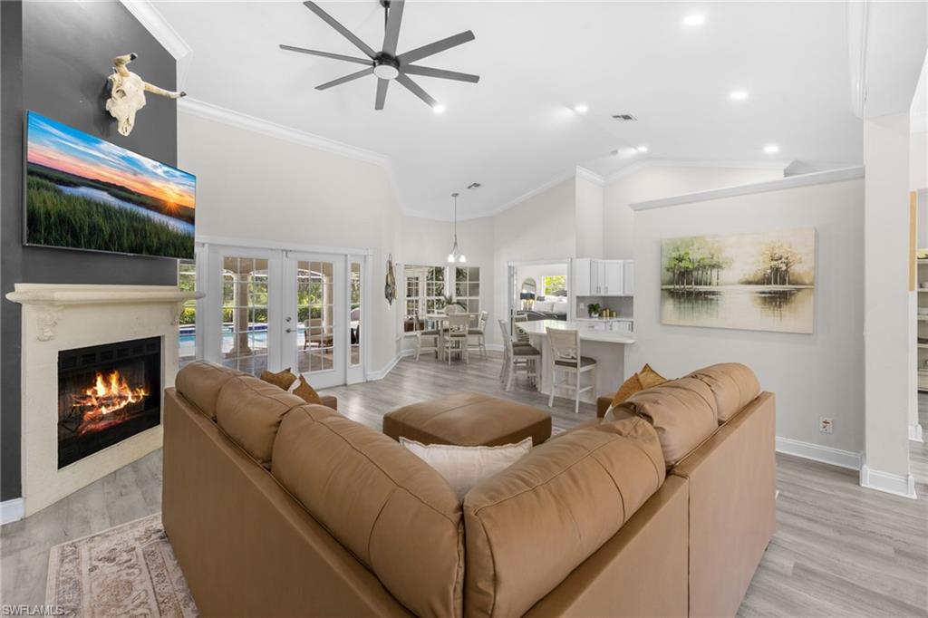 GOLDEN GATE ESTATES - Residential