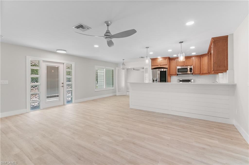TURNER OAK HILL ESTATES - Residential Lease