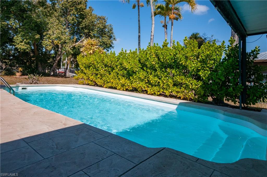 TURNER OAK HILL ESTATES - Residential Lease