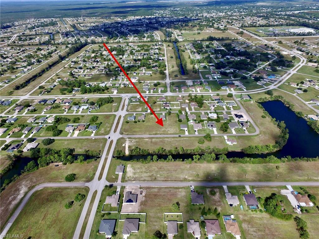 CAPE CORAL - Land