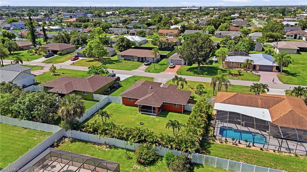 CAPE CORAL - Residential