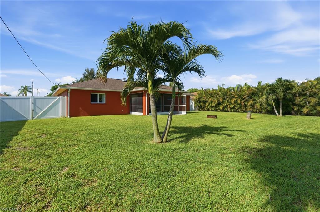 CAPE CORAL - Residential