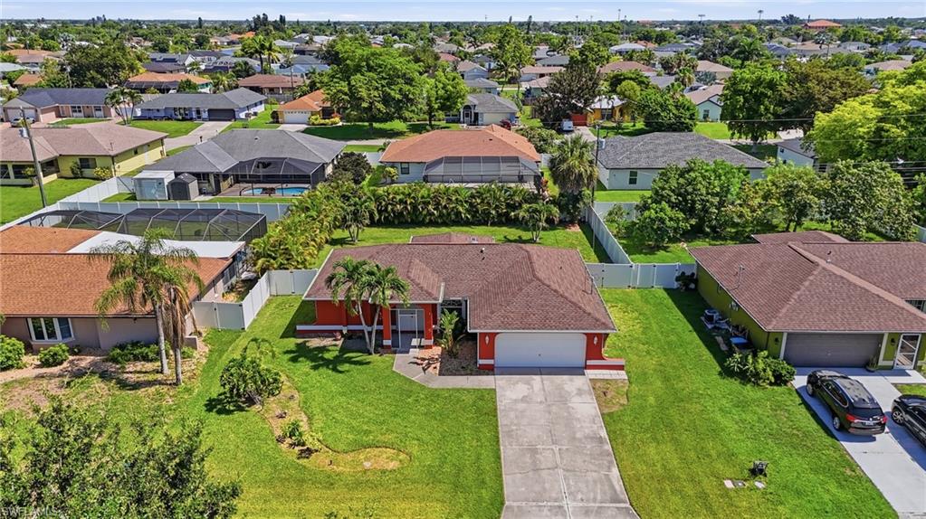 CAPE CORAL - Residential