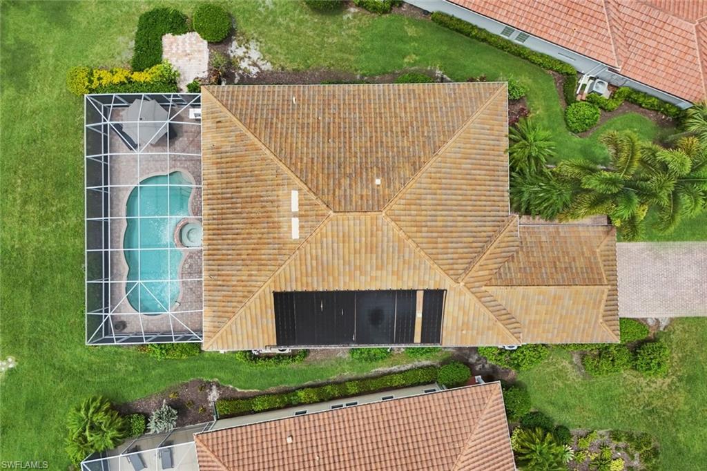 ISLAND WALK - Residential
