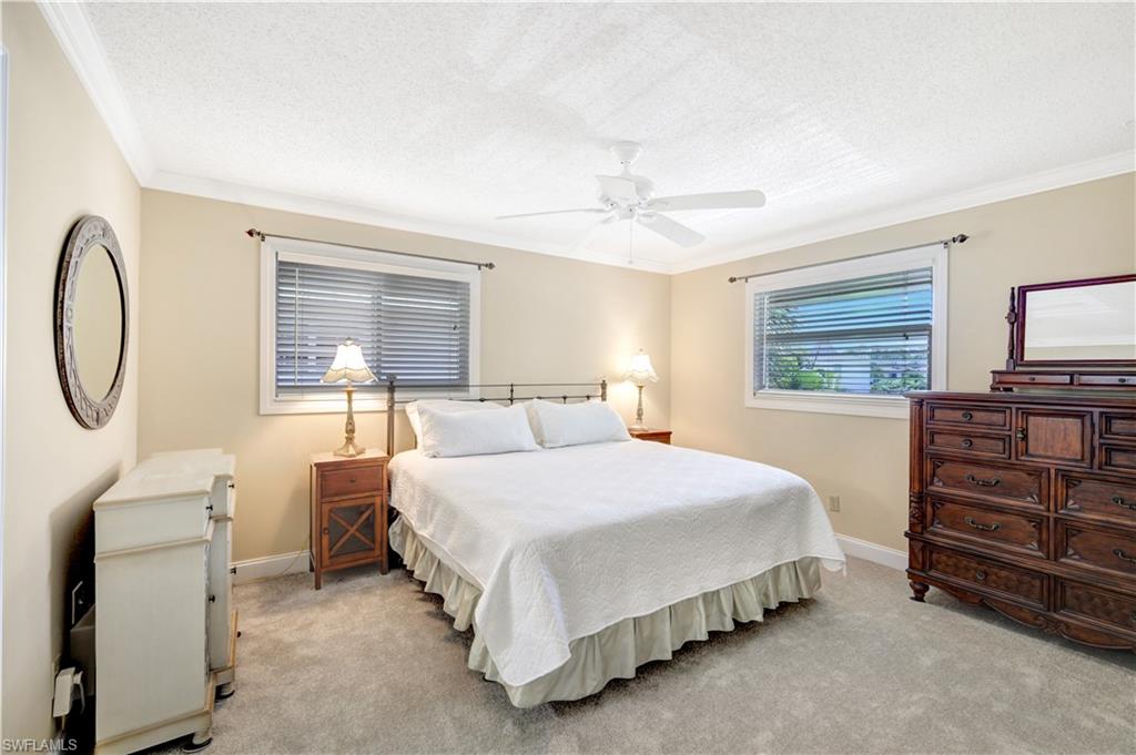 ROYAL BAY VILLAS - Residential