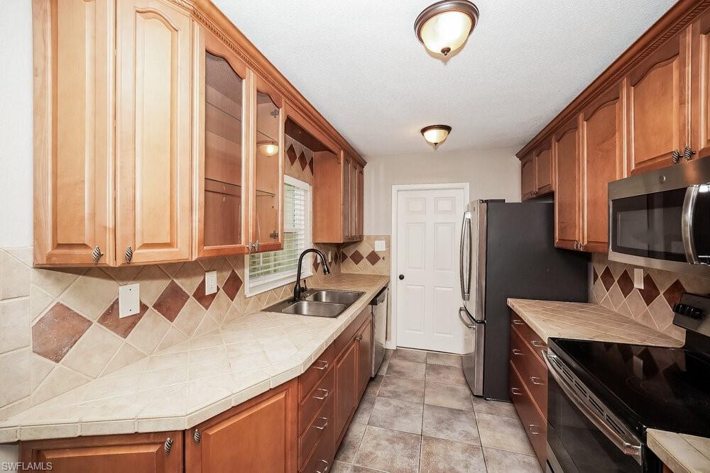 NOT APPLICABLE - Residential Lease
