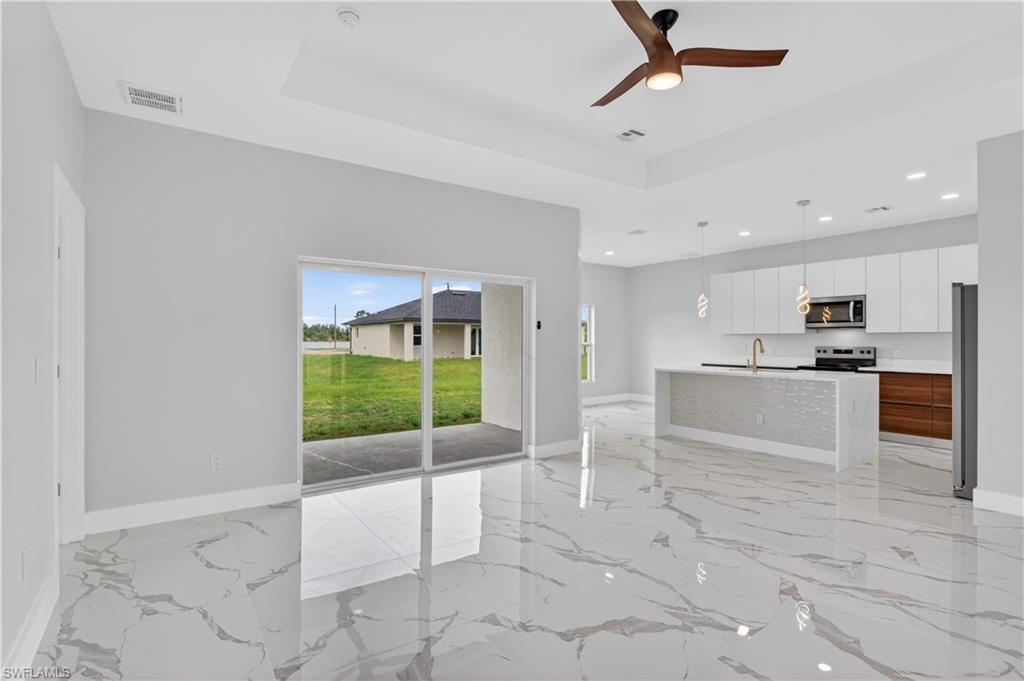 GREENBRIAR - Residential