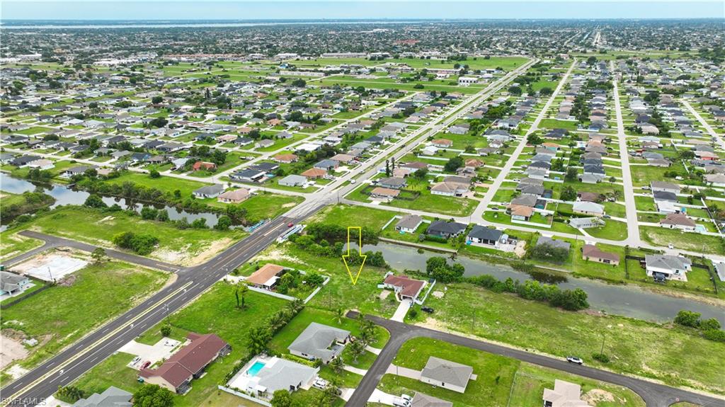 CAPE CORAL - Land