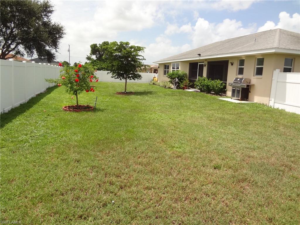 CAPE CORAL - Residential