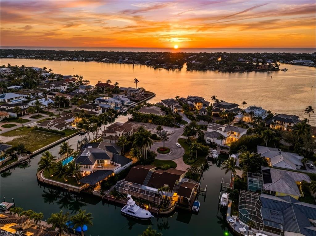 ROYAL HARBOR - Land
