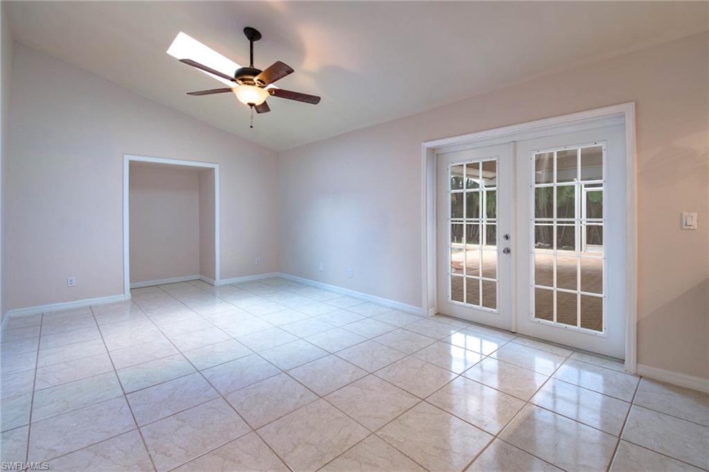 CAPE CORAL - Residential