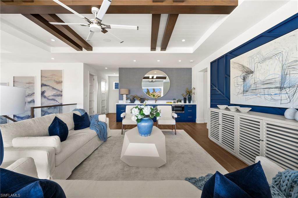 PARK SHORE - Residential