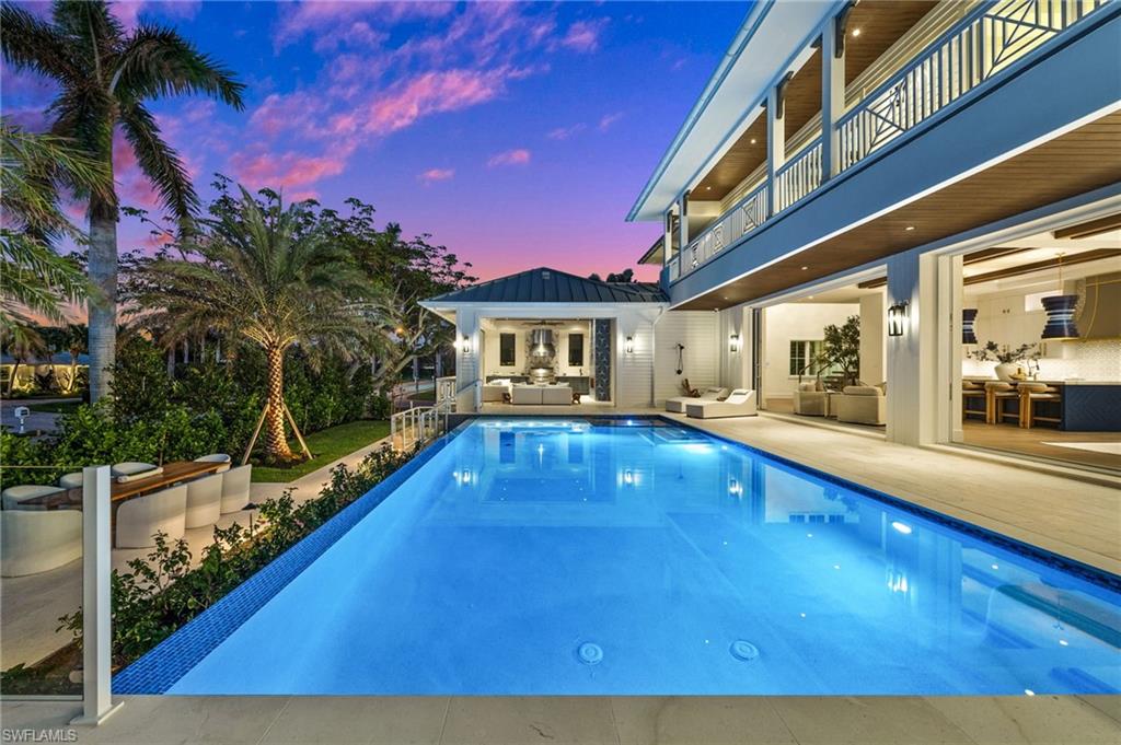 PARK SHORE - Residential