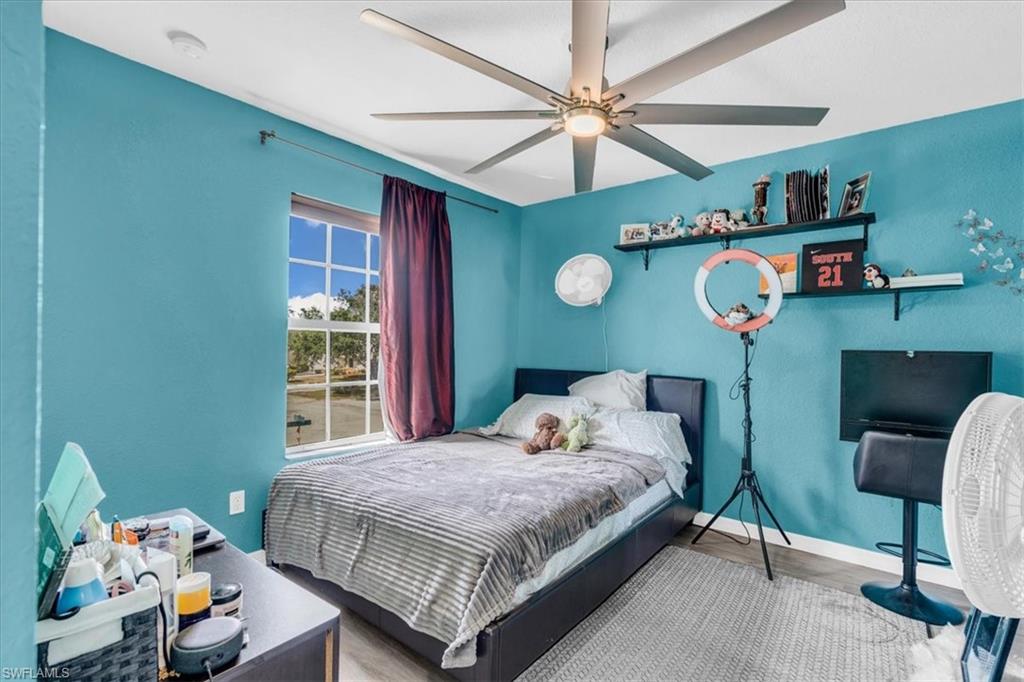 OAK CREST VILLAS - Residential